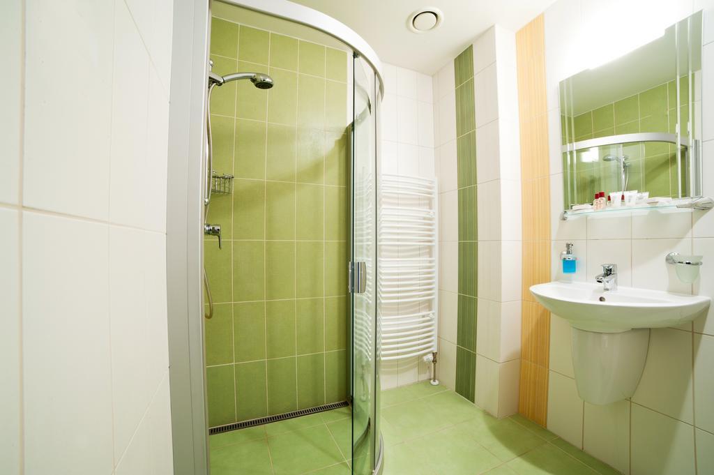 Hotel Impozant Valca Bagian luar foto