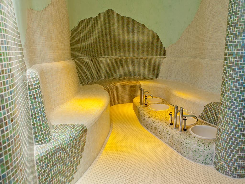 Hotel Impozant Valca Bagian luar foto